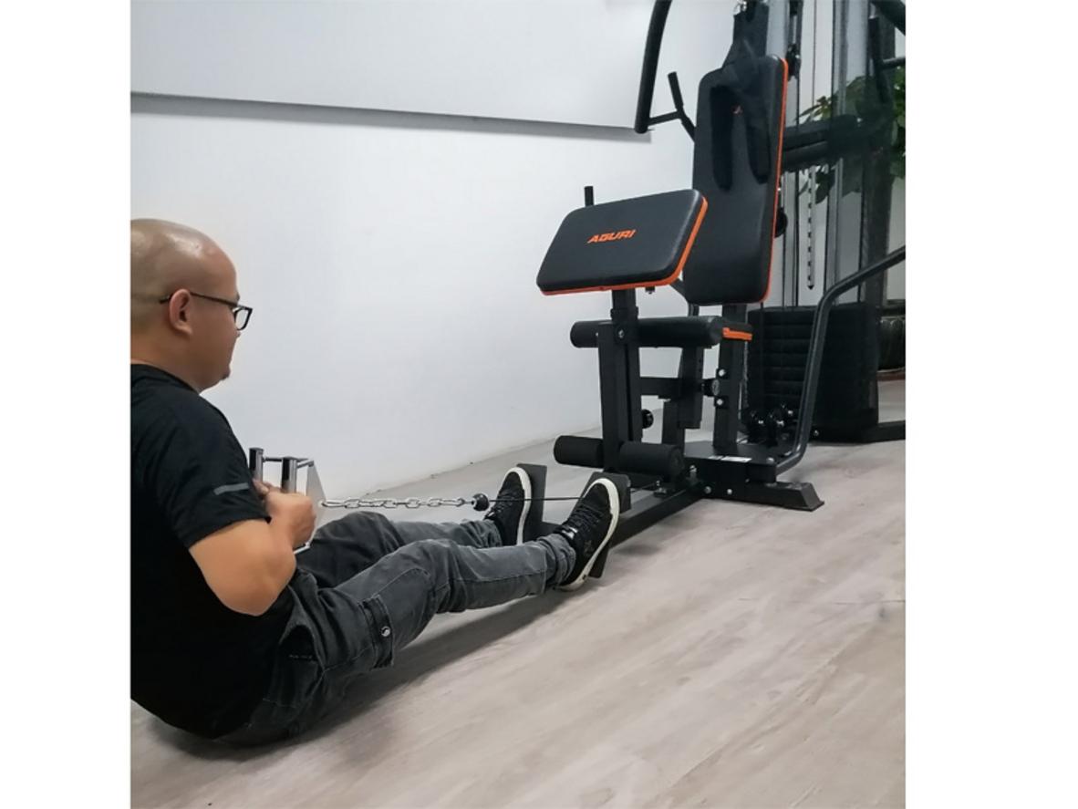 Khung thép hộp giúp AGG-405 đứng máy vững và ổn định.