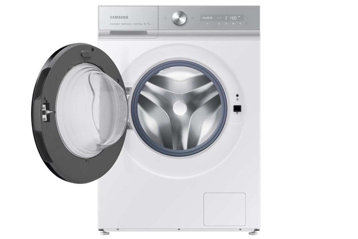AI Dispenser giúp tự phân bổ nước giặt và nước xả cho từng mẻ giặt.