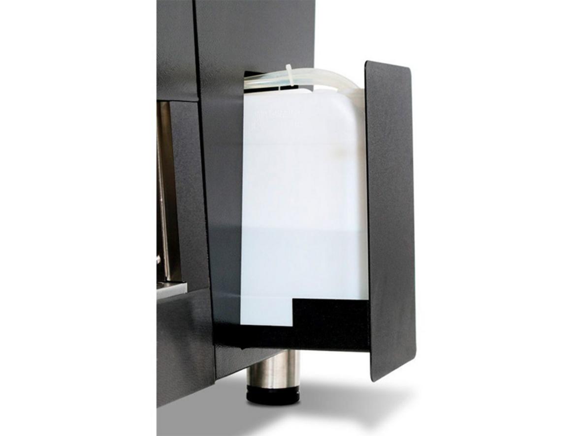Công suất 2.300W hỗ trợ làm nóng nhanh và phục vụ ổn định.