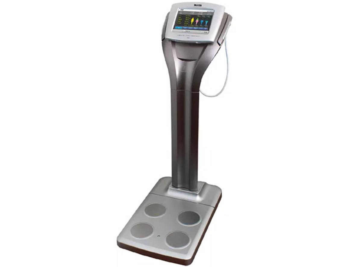 BIA 6 tần số giúp phân tích sâu nước và mô cơ.
