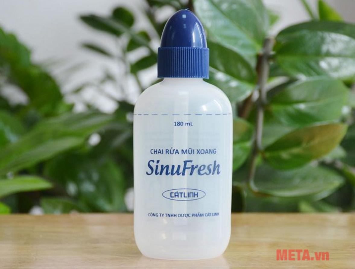 Công thức muối sinh lý của SinuFresh hỗ trợ rửa mũi êm dịu và dễ chịu.