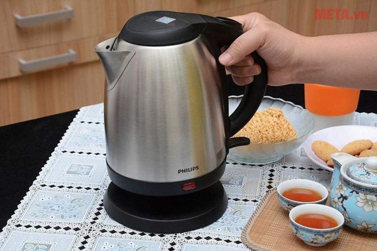 1.800W giúp đun nước nhanh cho nhu cầu hằng ngày.