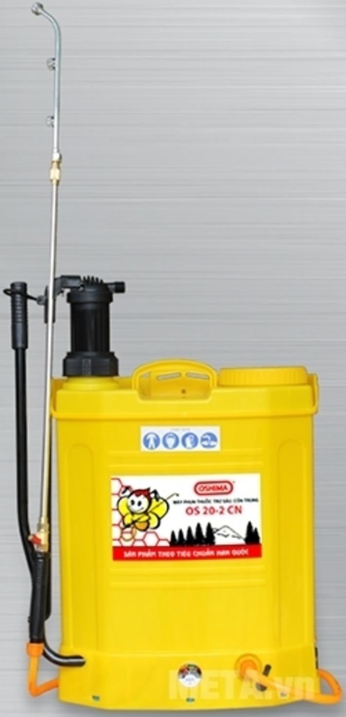 Áp suất ổn định giúp Oshima OS20-2CN phun đều và tiết kiệm công sức.