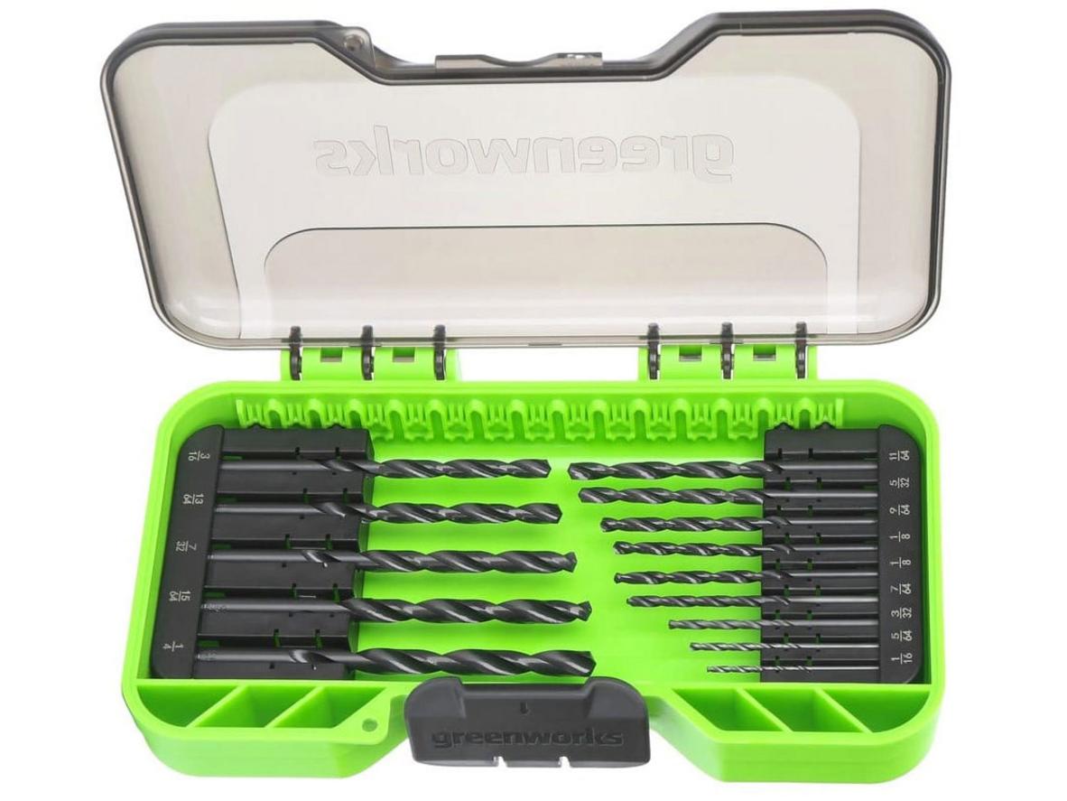 Bộ 14 mũi khoan oxit đen Greenworks 3508502 gọn nhẹ, dễ mang theo và dễ nhận diện size.