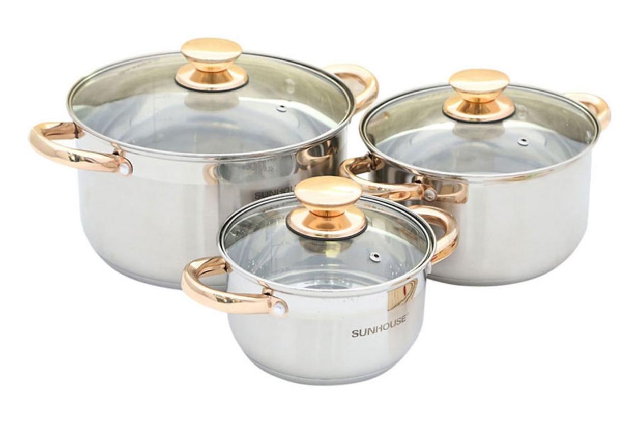 Bộ 3 nồi inox 5 đáy Sunhouse SH781 gồm 3 size tiện nấu nhiều món trong gia đình.