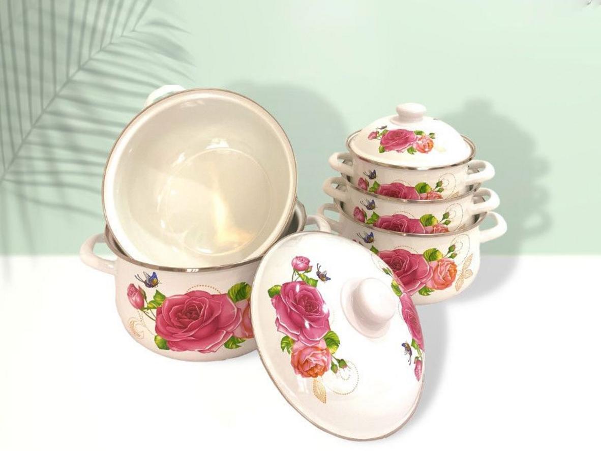 Cấu trúc tráng men và 5 kích cỡ của bộ nồi Galen G010.