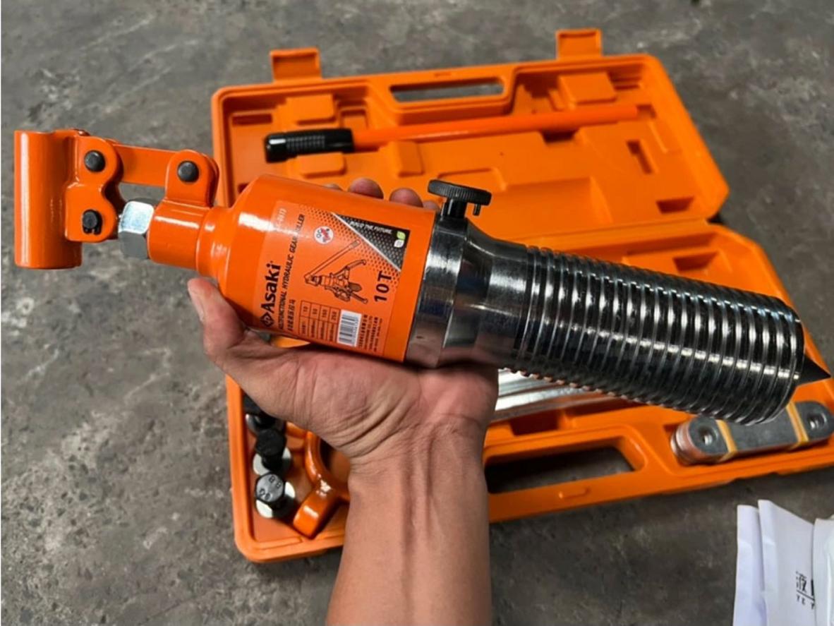 Hợp kim thép giúp bộ cảo bền bỉ và chịu tải cao.
