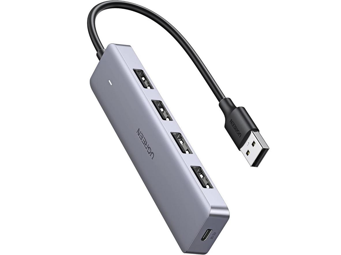 Bộ chia USB Ugreen 50985 nhỏ gọn, mở rộng 4 cổng kết nối tiện lợi cho laptop ít cổng.