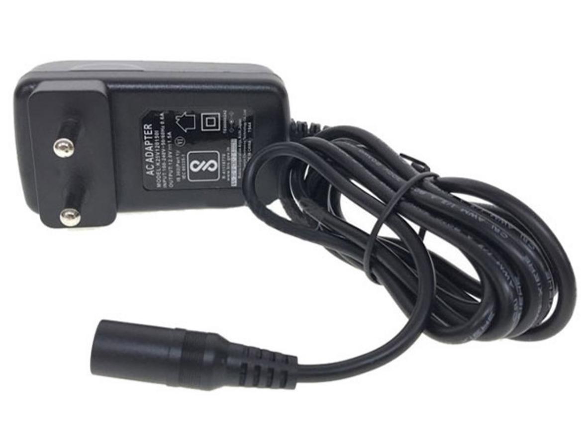 Makita TE00000242 giúp quạt Makita chạy điện lưới ổn định.