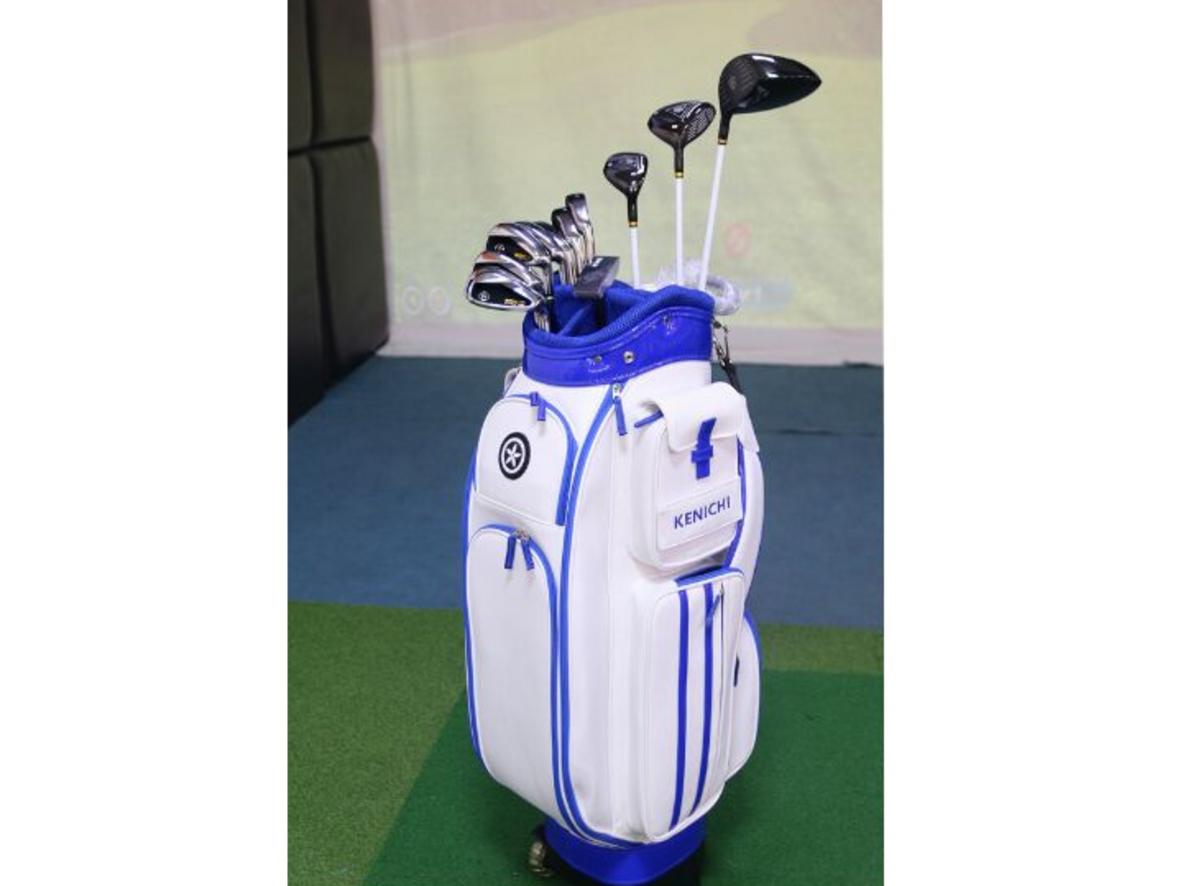 Bộ gậy golf Fullset Kenichi Victory Fast Plus Ladies gồm 12 gậy và 1 túi, thiết kế dành cho golfer nữ thuận tay phải.
