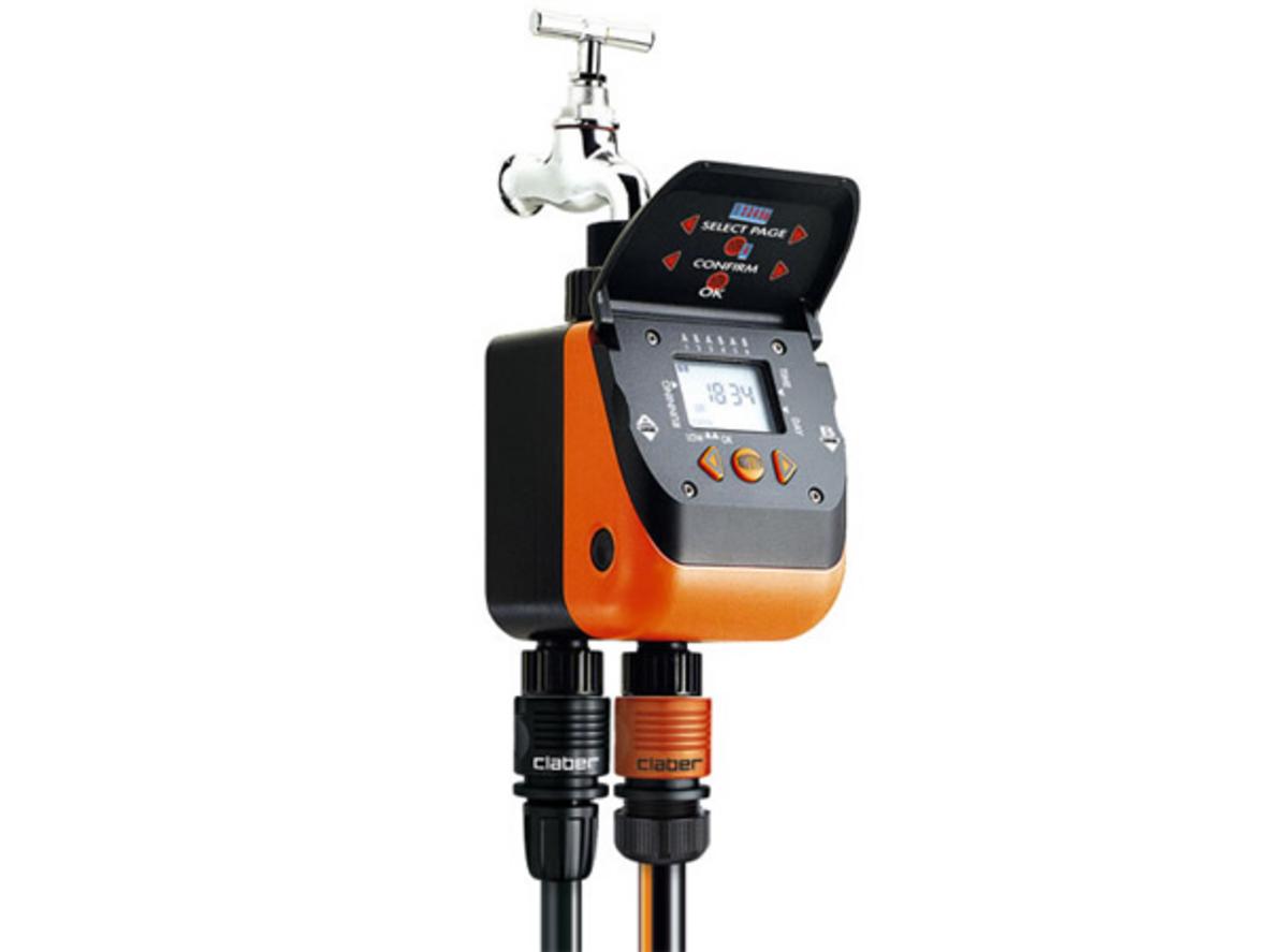 Bộ hẹn giờ tưới Aquadue Duplo Evolution Claber 8410 cho 2 vùng tưới độc lập.
