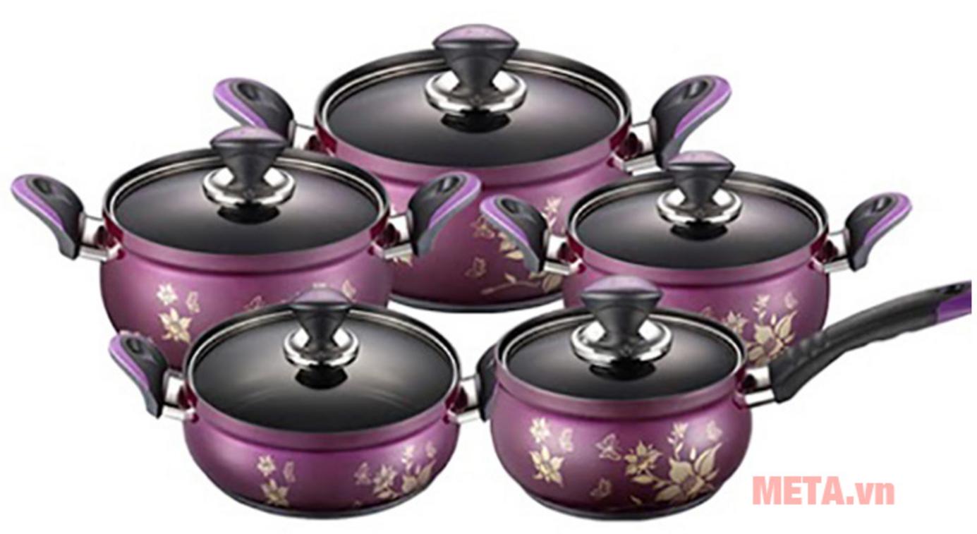 Thân nồi dày, phủ Ceramic và nắp kính giúp bộ nồi PoongNyun dễ dùng mỗi ngày.