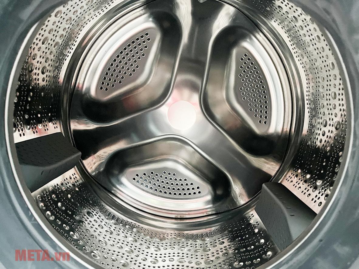 EcoSilence Drive giúp máy chạy êm và ổn định hơn trong sinh hoạt hằng ngày.