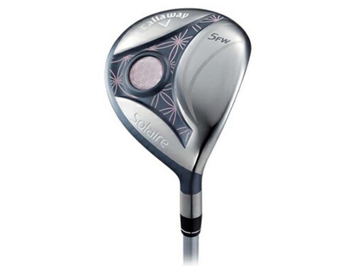 Cán graphite flex L giúp bộ gậy nhẹ hơn và dễ kiểm soát hơn cho golfer nữ.