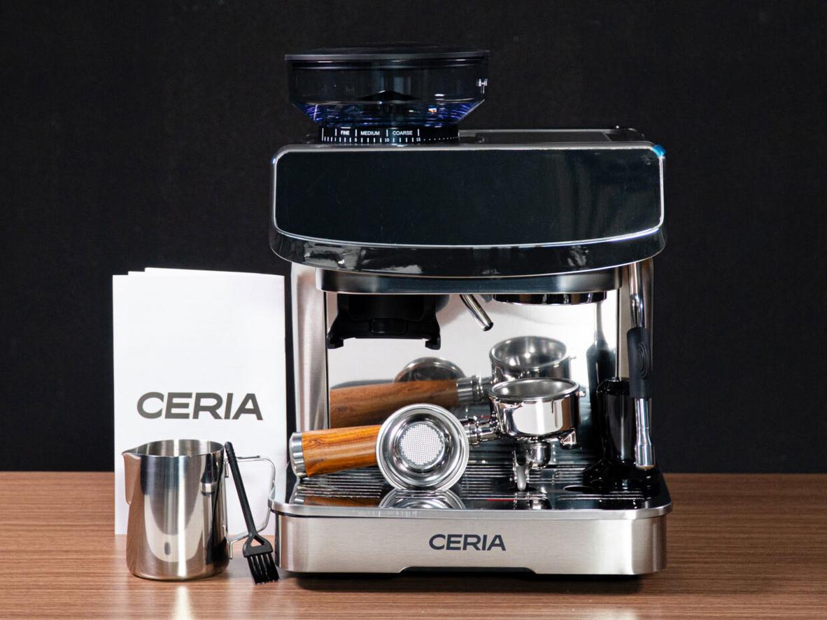 CB-30S hỗ trợ pha espresso và cappuccino ổn định cho nhu cầu hằng ngày.