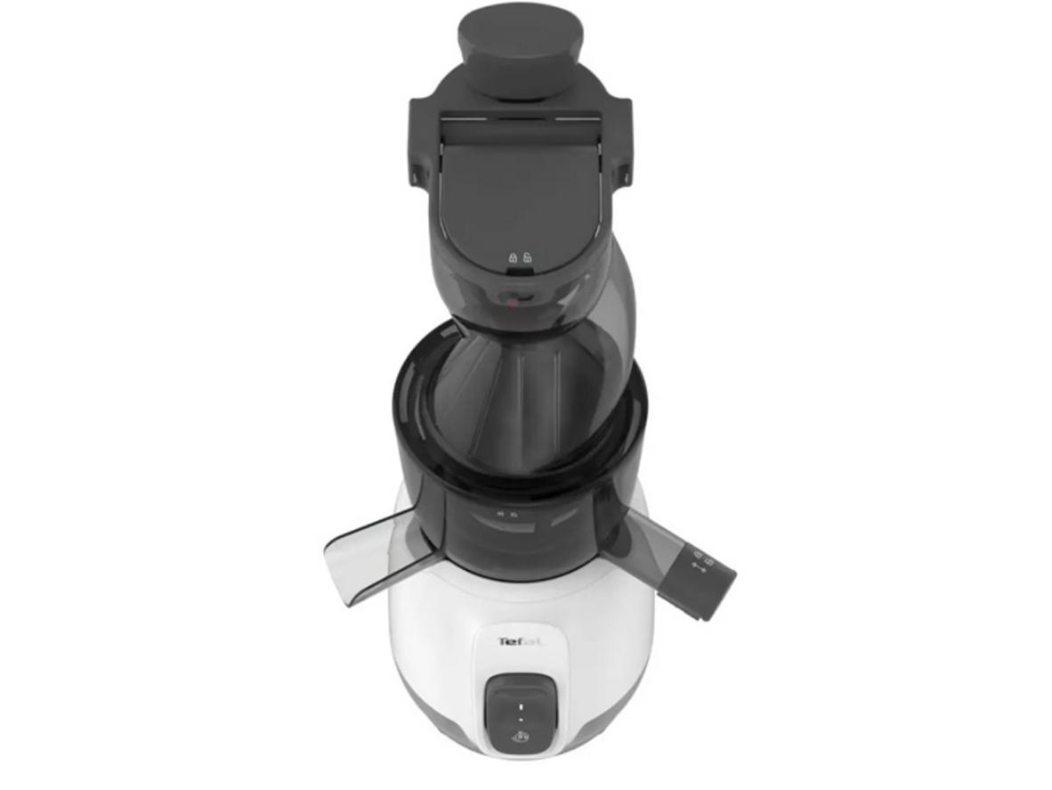 Cối Tritan và cốc 800ml hỗ trợ dùng gia đình tiện lợi.
