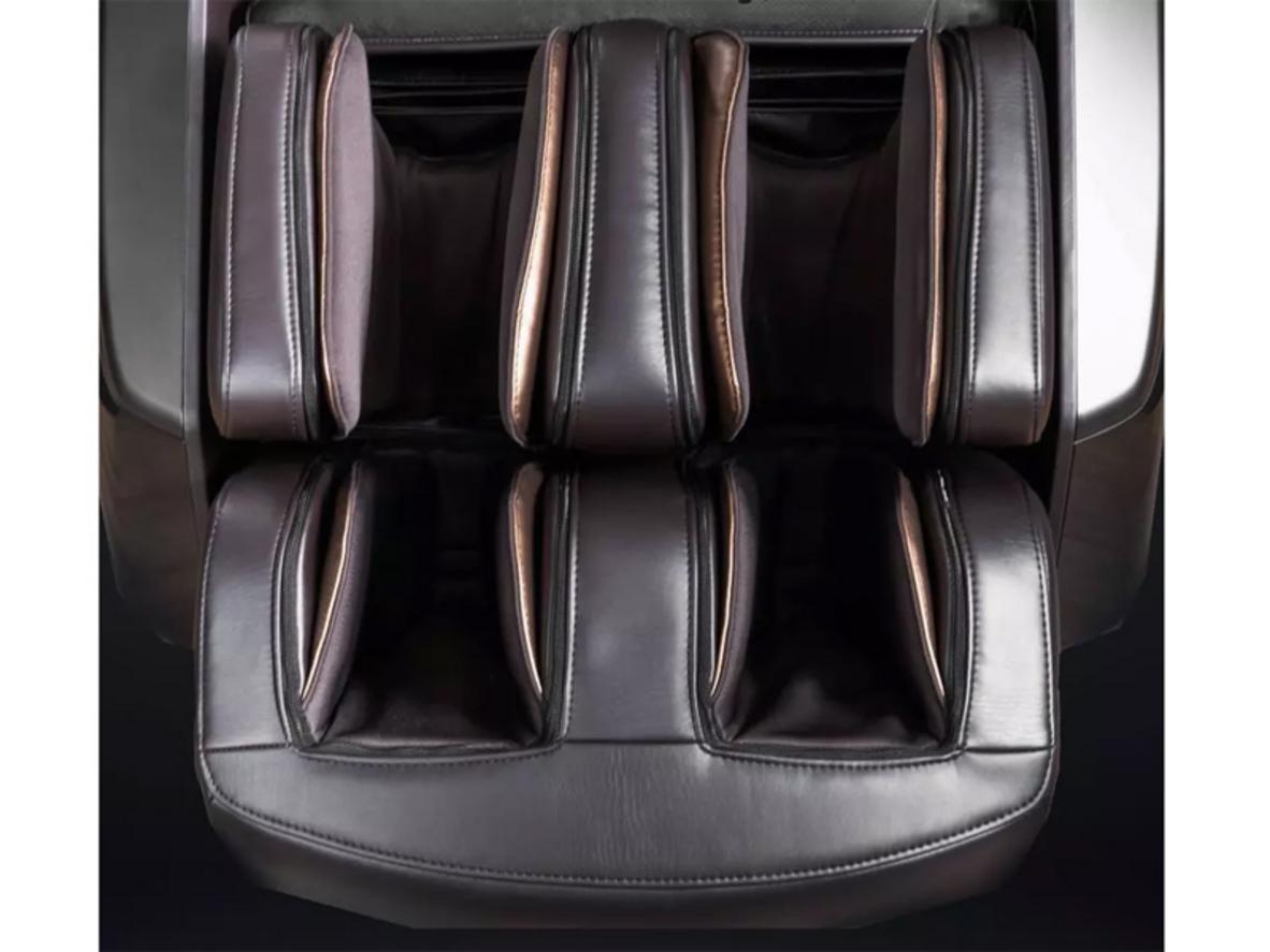 Con lăn 4D AI động cơ kép cho trải nghiệm massage sâu và cá nhân hóa.