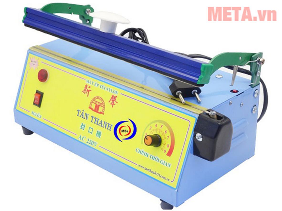 Công suất 370W, nguồn 220V dễ dùng hằng ngày.