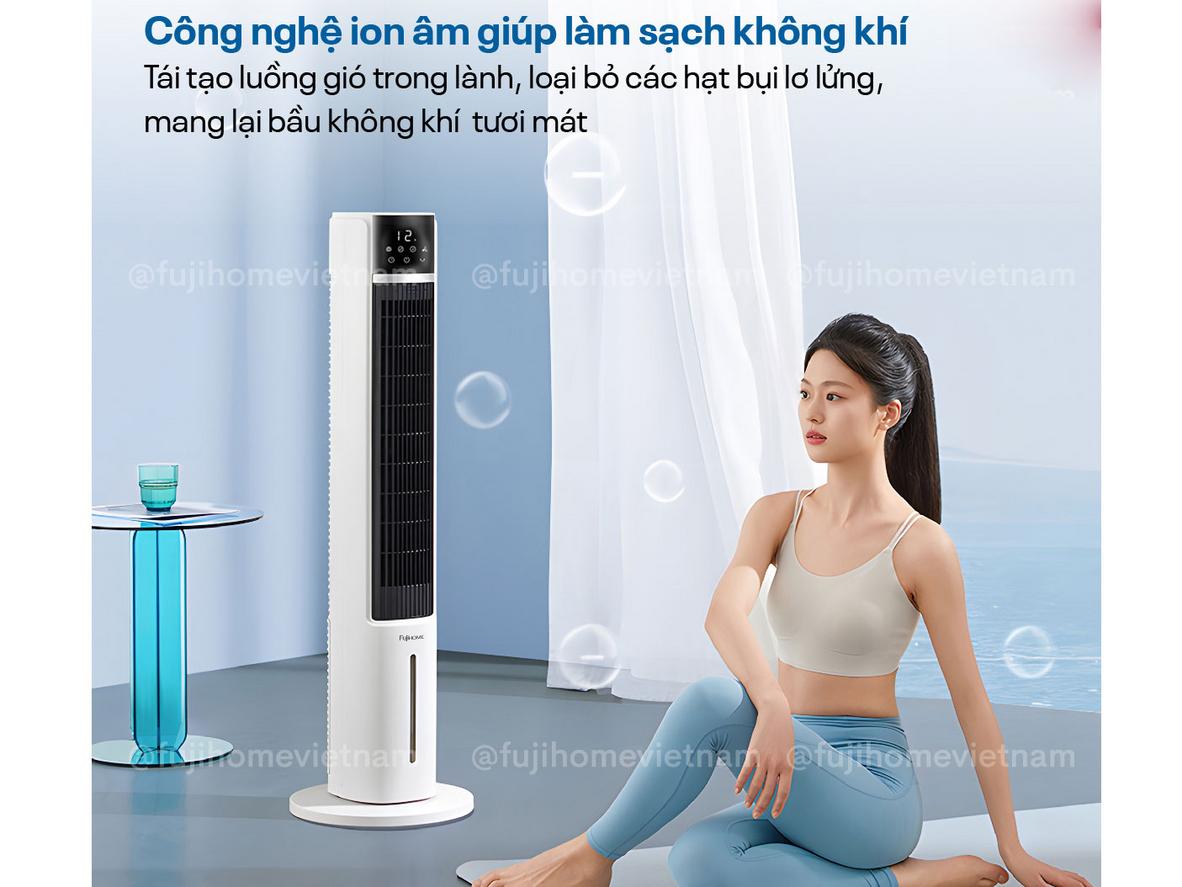 Hơi nước và Cooling Pad giúp luồng gió mát dịu, dễ chịu hơn.