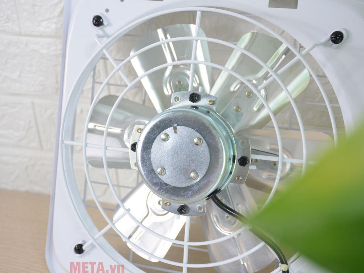 Motor dây đồng 100% và 6 cánh quạt giúp Dasin KVF-1025 vận hành ổn định.