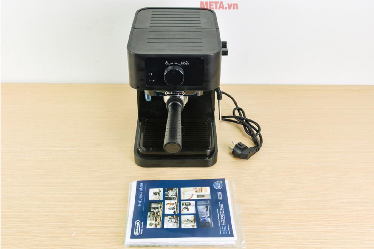 Công suất 1100W giúp máy sẵn sàng pha nhanh hơn.