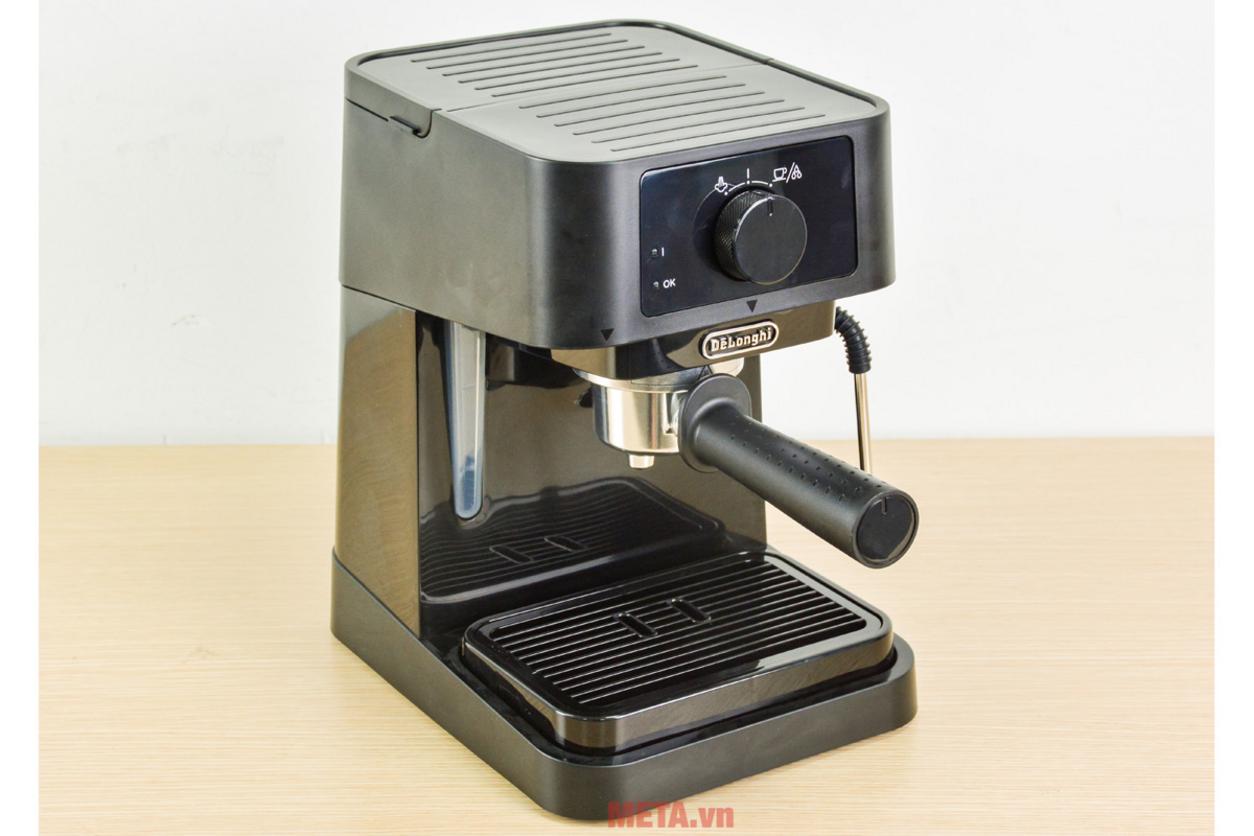 Bình nước 1 lít đáp ứng tốt nhu cầu pha cà phê mỗi ngày.