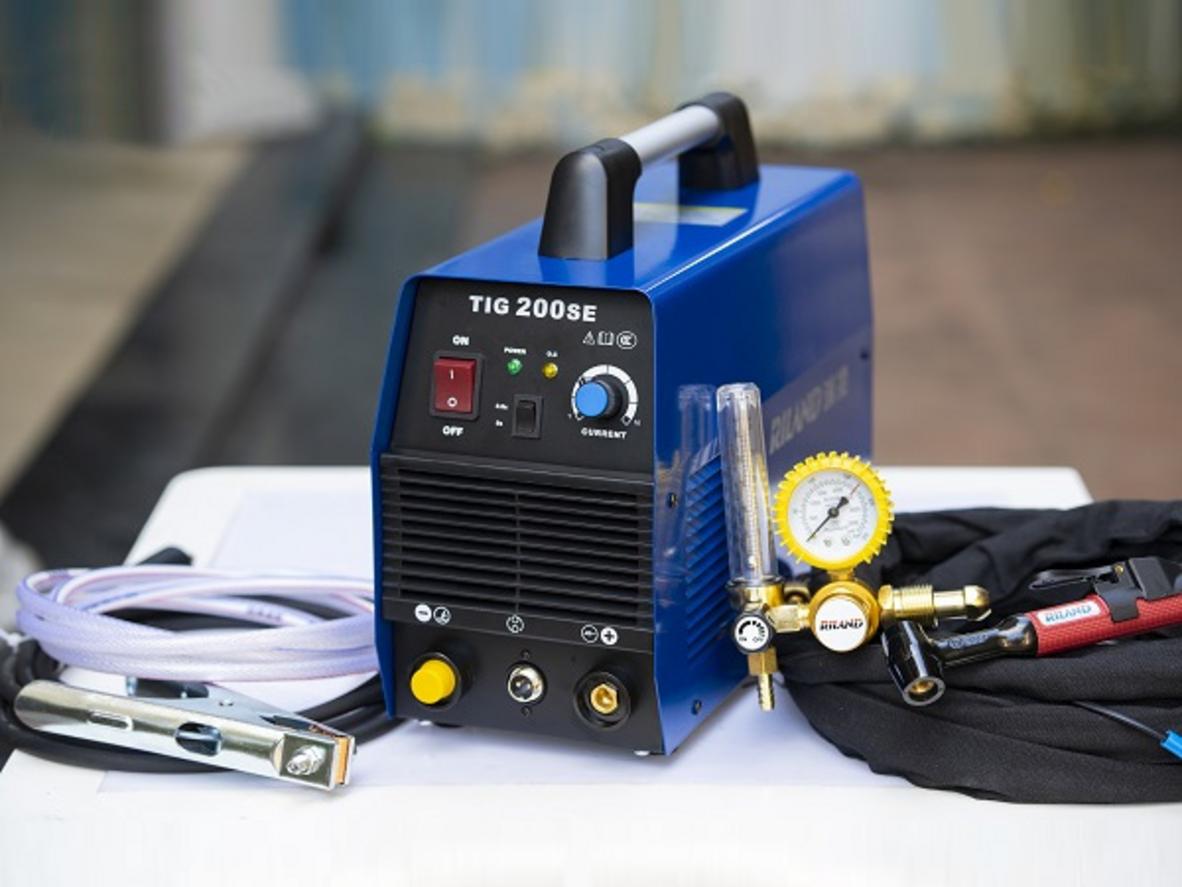 Nguồn 1 pha 220V giúp TIG 200SE dễ triển khai trong xưởng Việt Nam