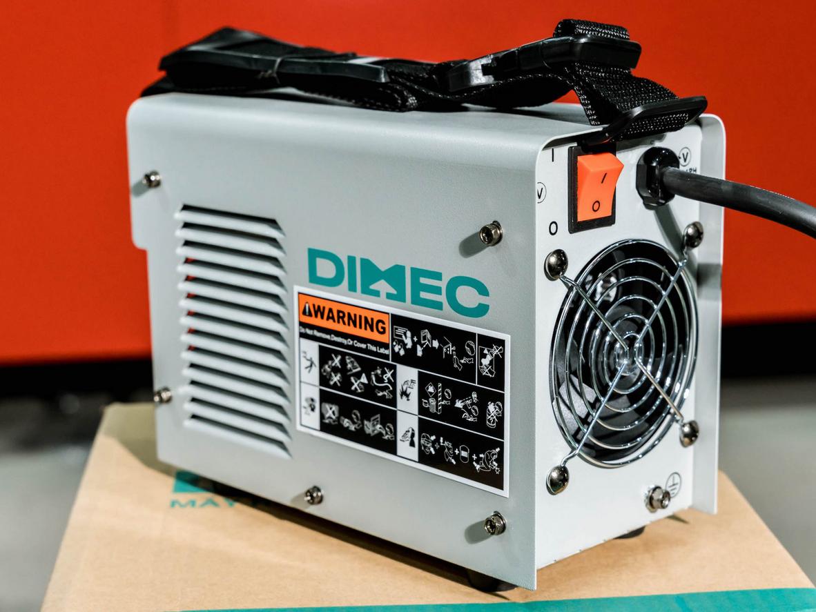 Công nghệ IGBT giúp máy hàn ổn định và dễ kiểm soát hơn.