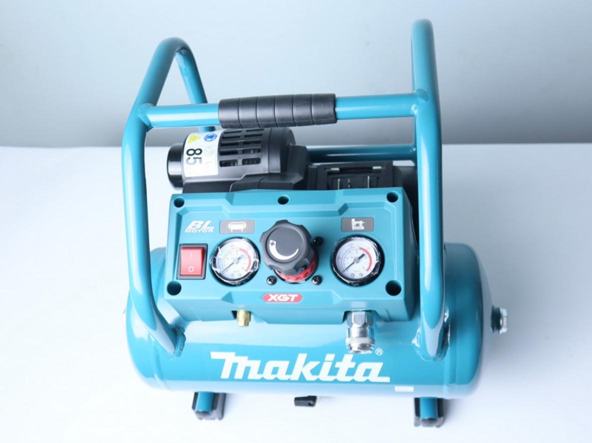 Vận hành êm với độ ồn thấp và động cơ bền bỉ