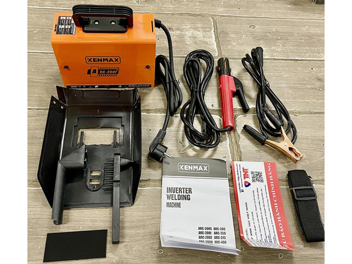 Dải dòng hàn 20A - 200A giúp ARC-200F linh hoạt với nhiều công việc.