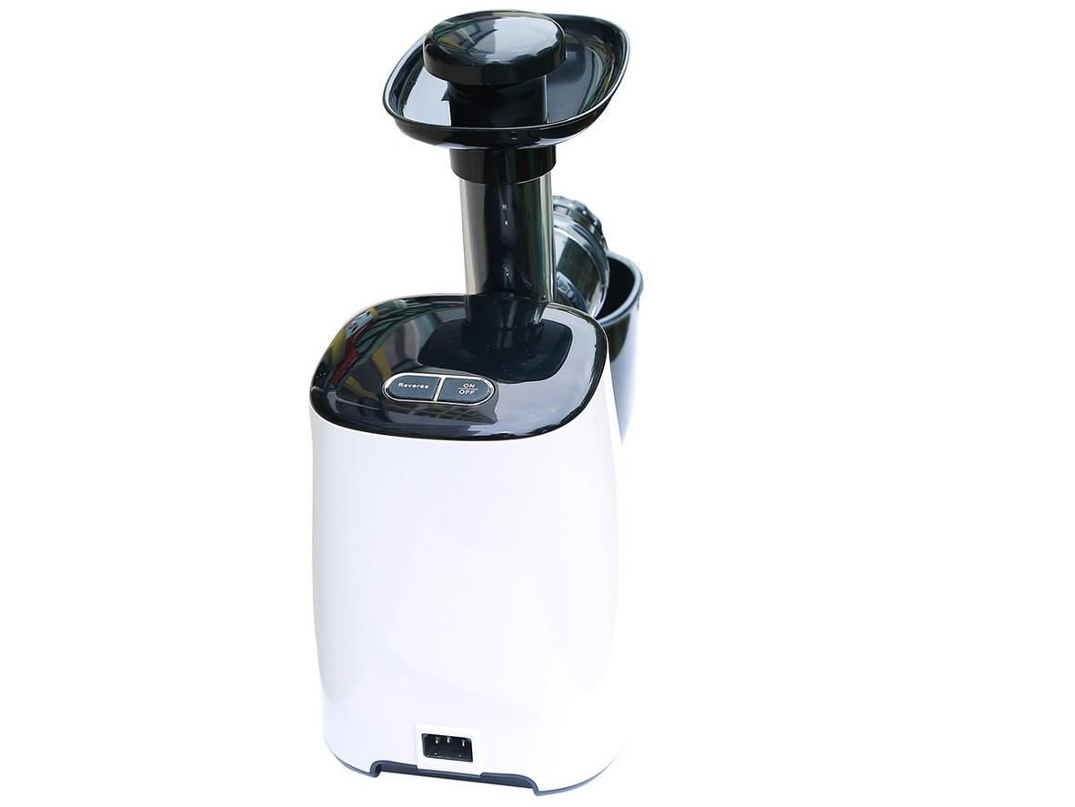 Ép tốt rau má, cần tây và rau củ nhiều xơ
