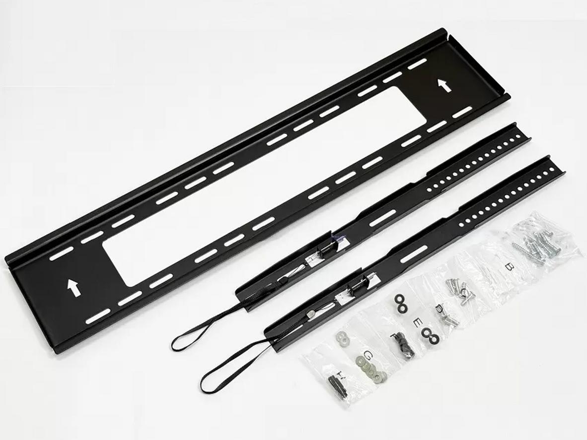 Chốt khóa an toàn bằng dây kéo giúp cố định TV chắc chắn và tháo lắp thuận tiện.