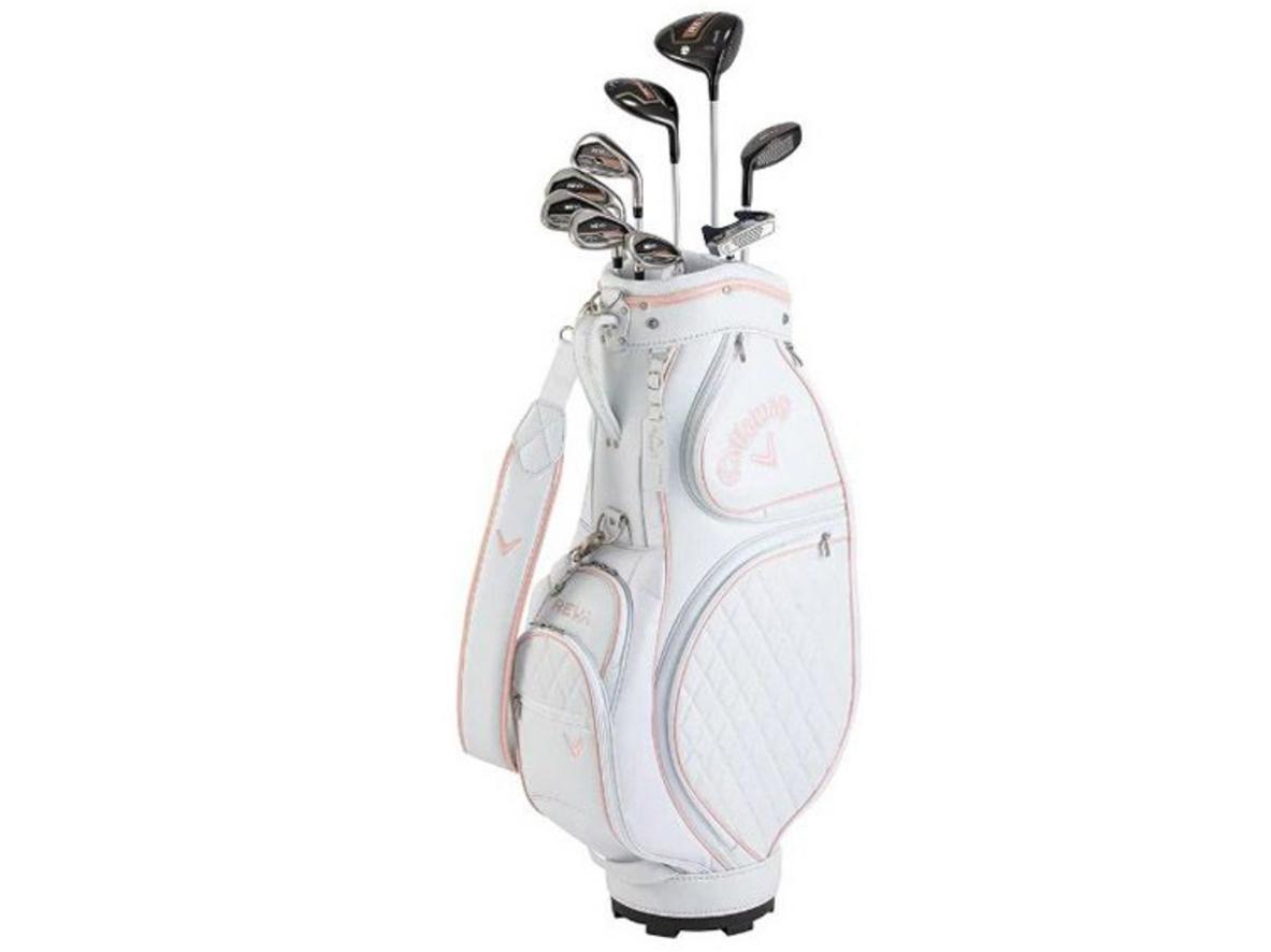 Fairway Wood và Hybrid hỗ trợ các cú đánh quãng trung bình ổn định hơn.