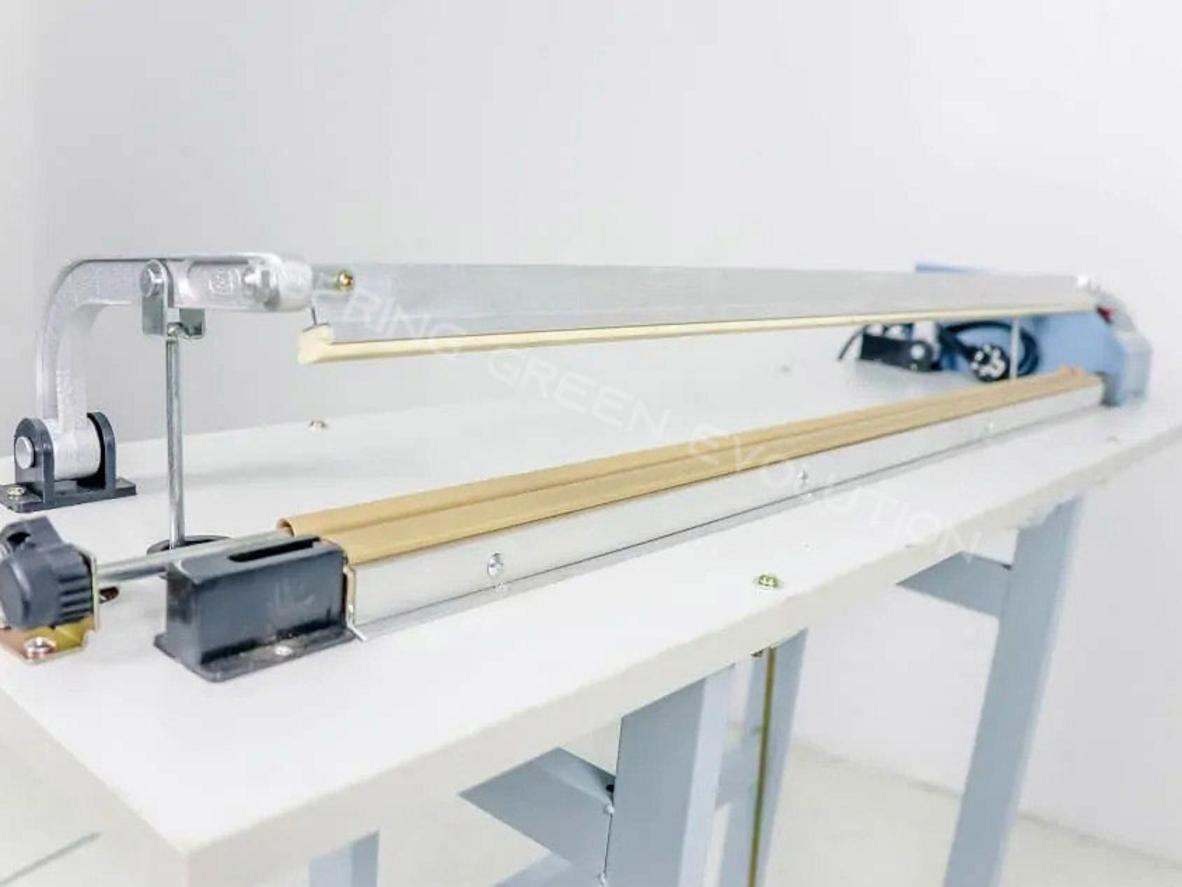Thanh hàn 40cm phù hợp cho túi kích thước vừa và quy trình đóng gói nhỏ đến vừa.