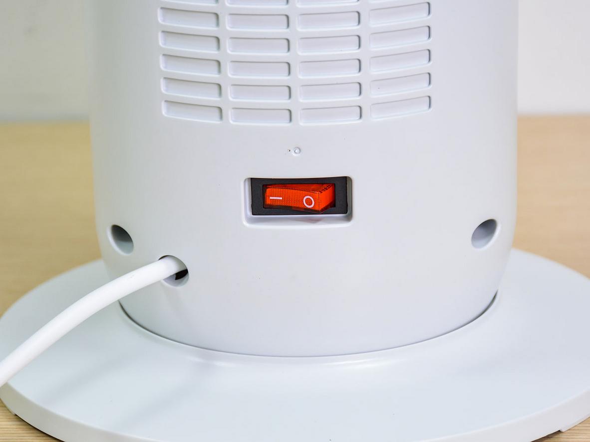 2 mức công suất giúp chọn độ ấm phù hợp theo nhu cầu.