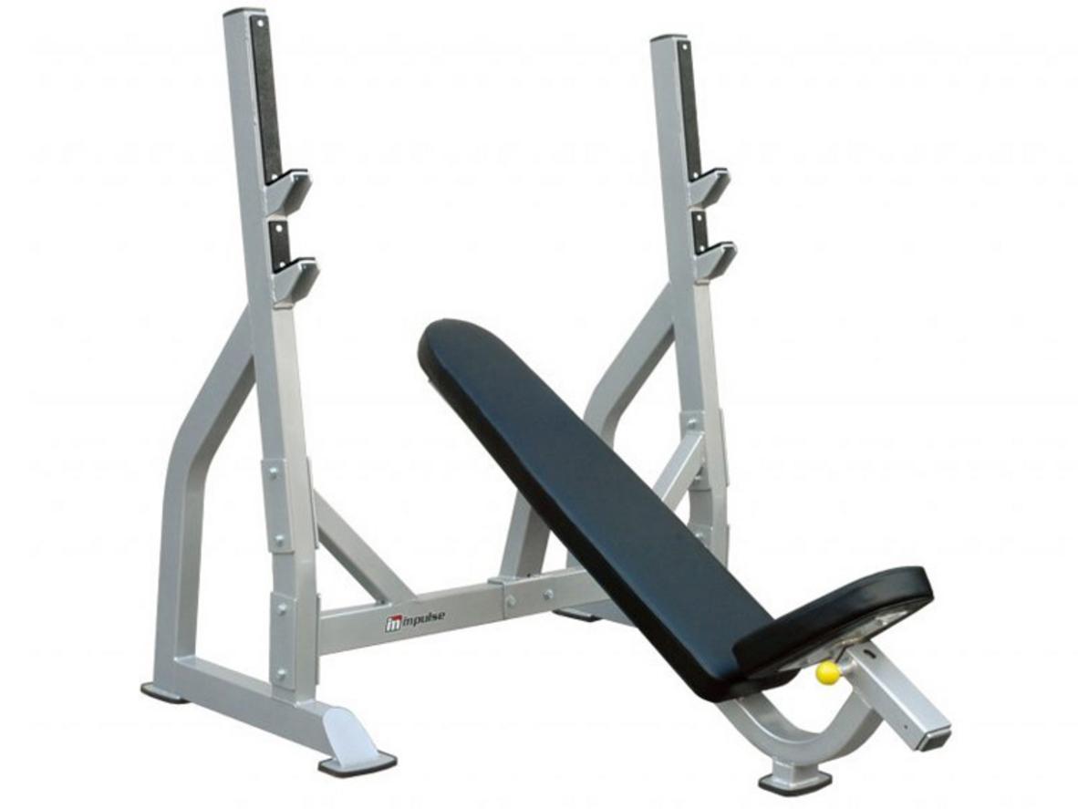 Ghế tập đẩy ngực trên Impulse IFOIB mang lại cảm giác tập chắc chắn, chuẩn quỹ đạo và phù hợp cho không gian gym chuyên nghiệp.
