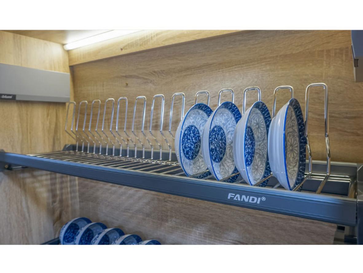 Inox 304 và nan Oval giúp FBO.800 bền chắc, sáng đẹp trong môi trường bếp ẩm.