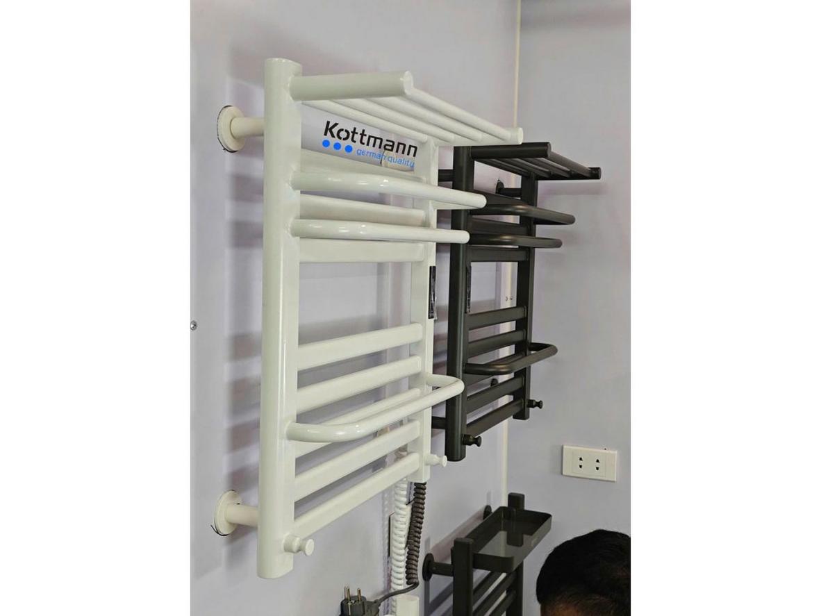Kottmann K5 với 345W, cảm ứng và khung Inox phù hợp môi trường ẩm.