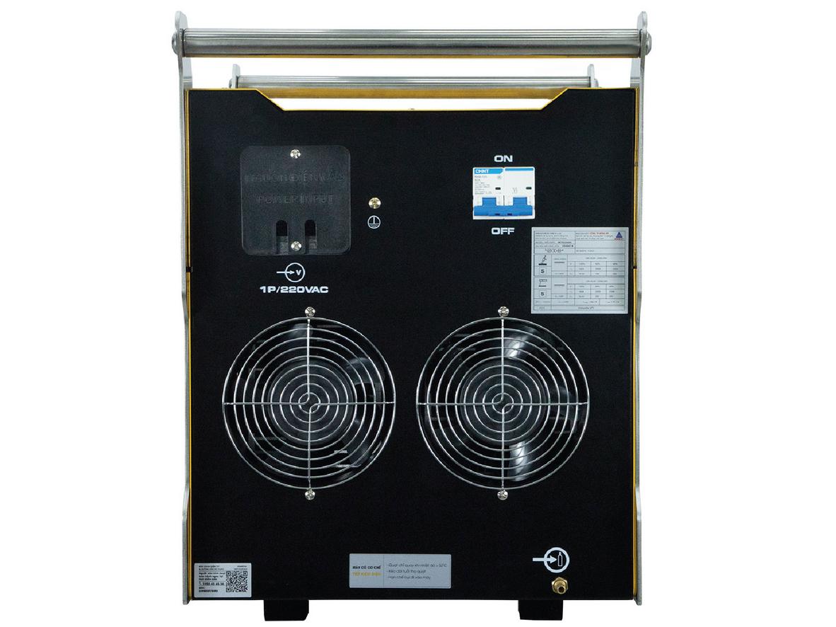 Hot Start và Arc Force giúp hàn que dễ mồi và hạn chế dính que.