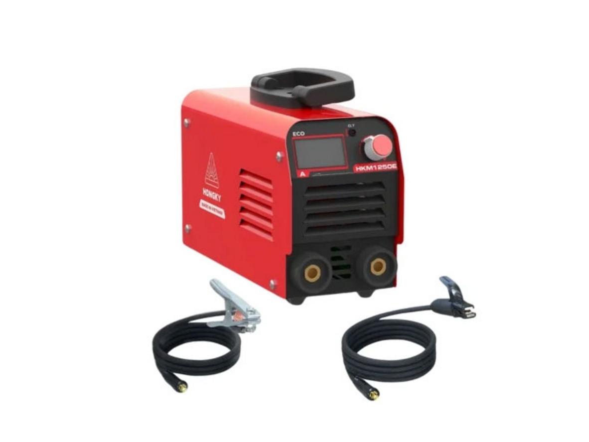 Dải chỉnh dòng rộng giúp máy linh hoạt hơn trong nhiều tác vụ hàn nhẹ.