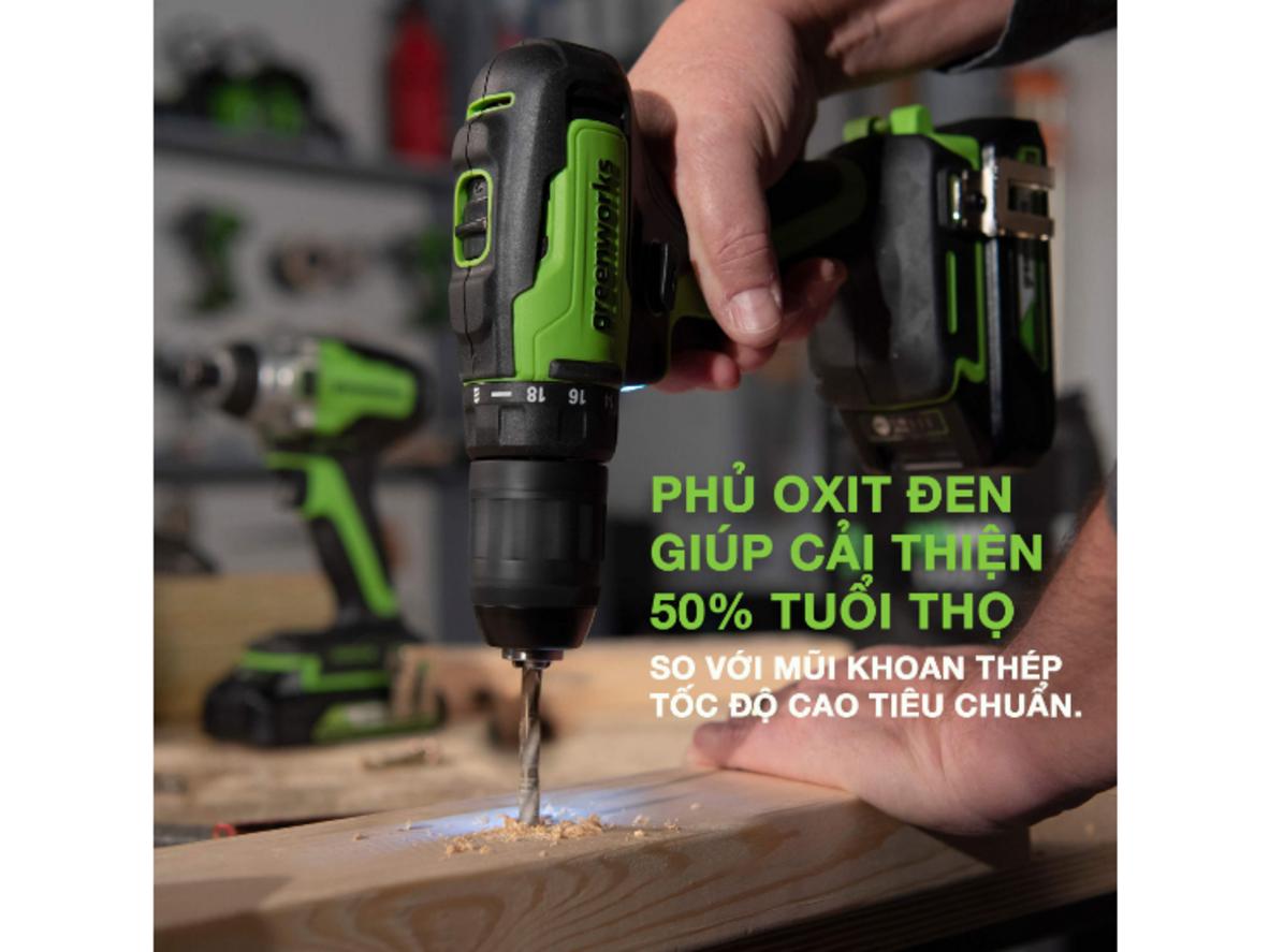 Hộp đúc định hình giúp bảo quản gọn gàng và hạn chế thất lạc mũi khoan.