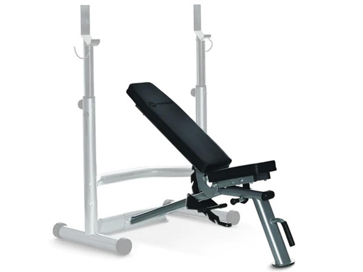 3 chế độ tập hỗ trợ nhiều biến thể bài đẩy và gập.