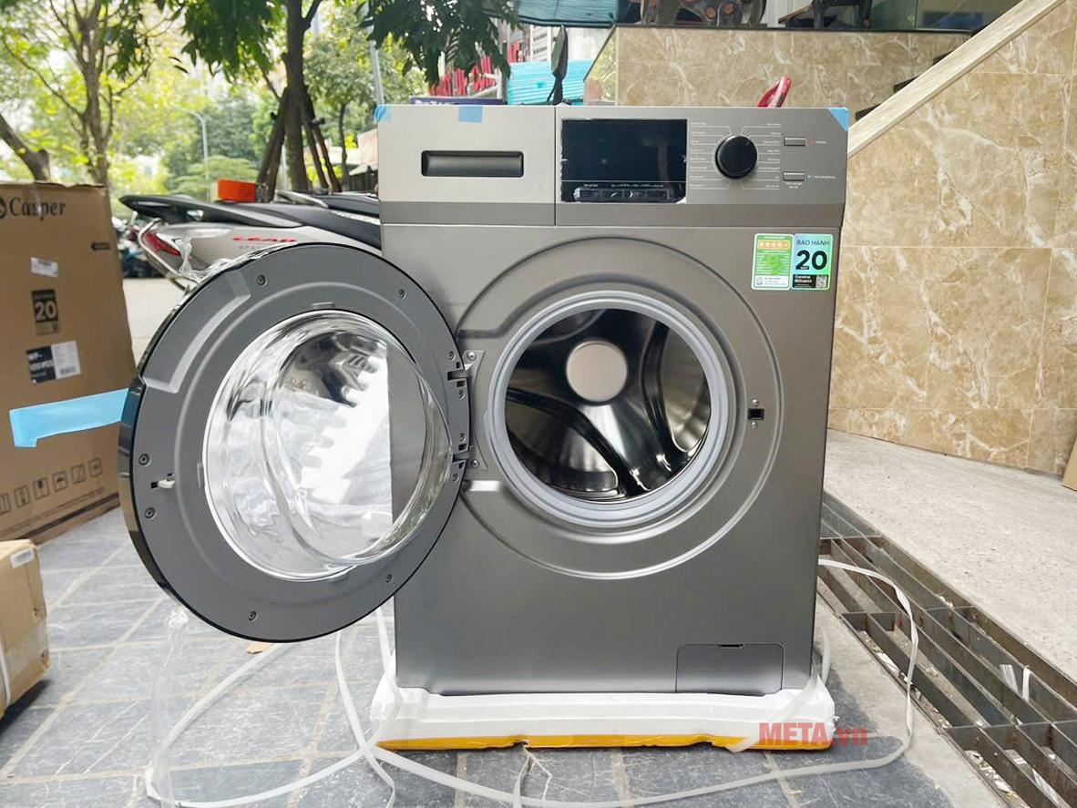 Động cơ Inverter BLDC giúp máy vận hành êm và tiết kiệm điện hơn.