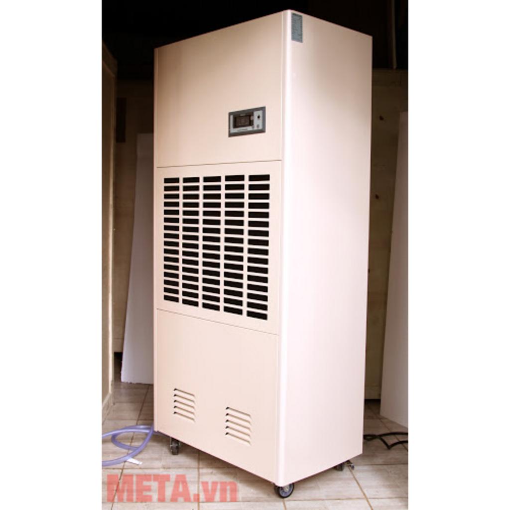 Kasami KD-210 vận hành ổn định với 210 lít/ngày và lưu lượng gió 2.600 m3/giờ