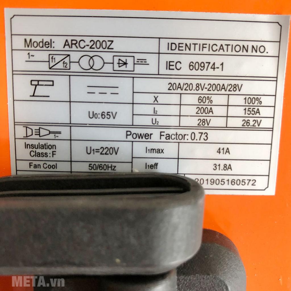 Máy đi kèm đầy đủ phụ kiện cơ bản để sử dụng ngay.