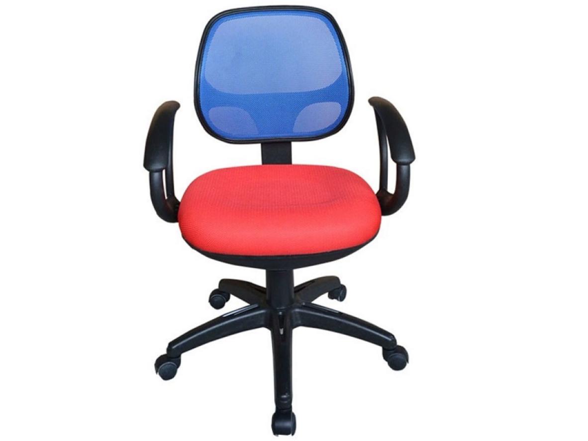 Khung nhựa cao cấp và bánh xe tiện lợi của Ghế lưới Hòa Phát GL101