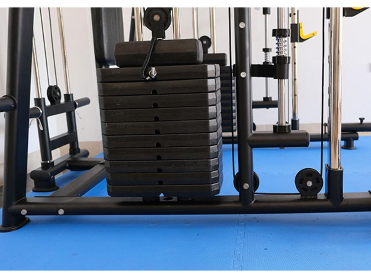 Khung thép 100 x 50mm giúp HQ-368 vững hơn khi tập nặng