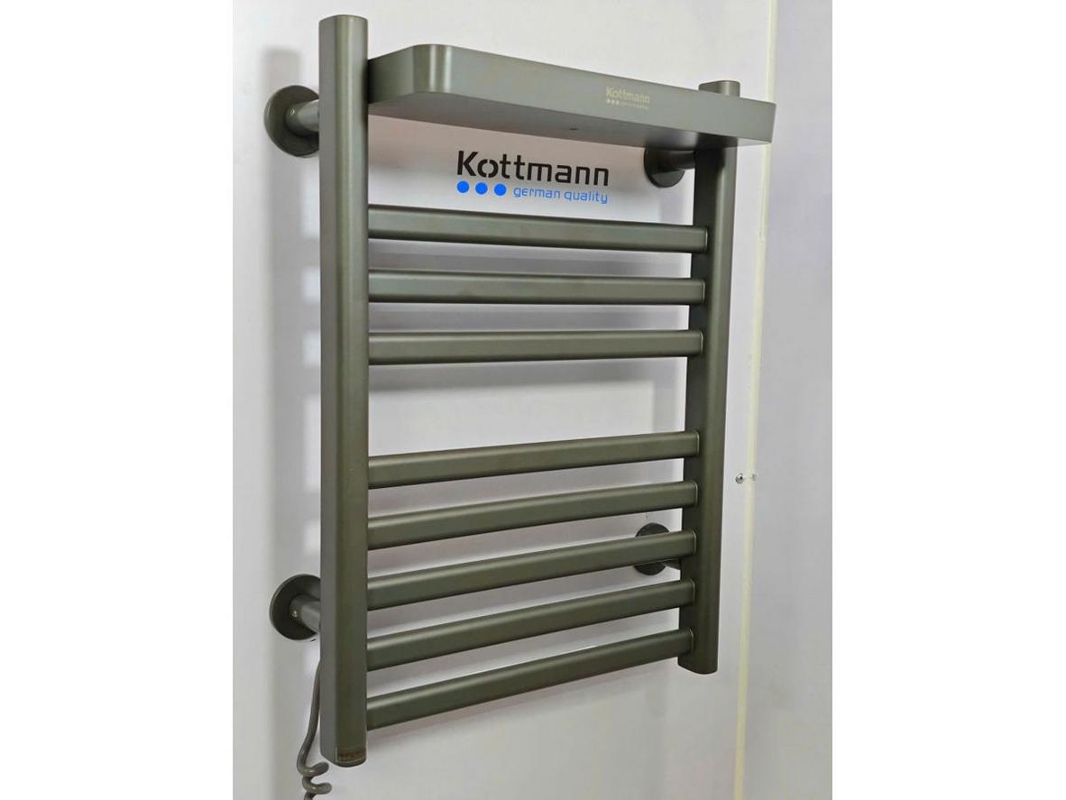 Inox chống gỉ và IPX4 giúp Kottmann K4 phù hợp môi trường phòng tắm ẩm.