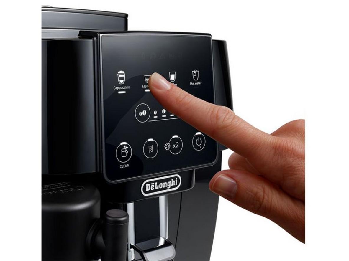 LatteCrema Hot giúp pha cappuccino tự động, bọt sữa mịn và đồng đều.
