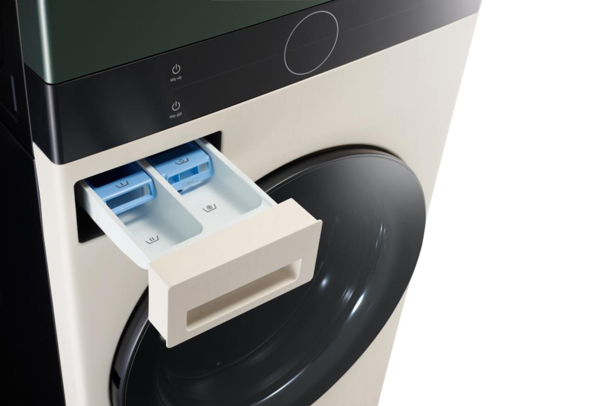 WashTower tối ưu diện tích và mang lại vẻ hiện đại cho không gian giặt.
